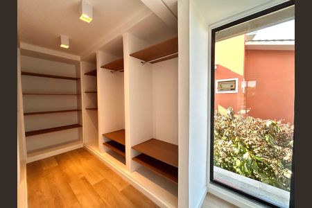 Casa para alugar com 780m², 8 quartos e 4 vagasSuíte 4 Closet
