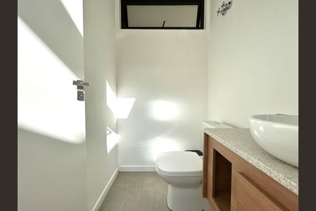 Casa para alugar com 780m², 8 quartos e 4 vagasLavabo 