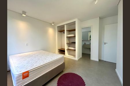 Casa para alugar com 780m², 8 quartos e 4 vagasSuíte 1