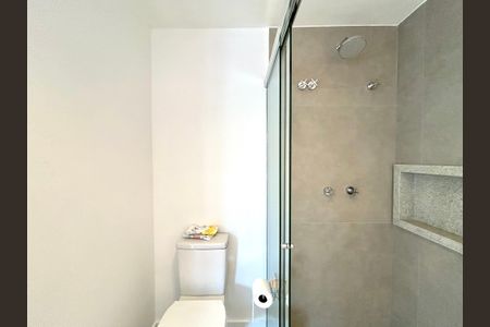 Casa para alugar com 780m², 8 quartos e 4 vagasBanheiro suíte 