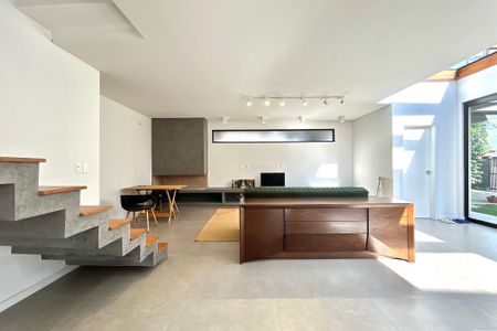 Sala  de casa para alugar com 8 quartos, 780m² em Campeche Leste, Florianópolis