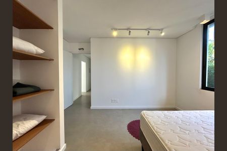 Casa para alugar com 780m², 8 quartos e 4 vagasSuíte 1