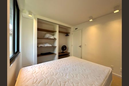 Casa para alugar com 780m², 8 quartos e 4 vagasQuarto 2