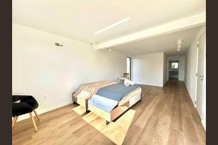 Casa para alugar com 780m², 8 quartos e 4 vagasSuíte 4