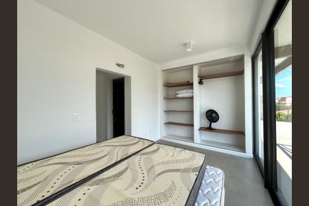 Casa para alugar com 780m², 8 quartos e 4 vagasSuíte 3