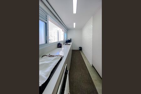 Apartamento à venda com 250m², 5 quartos e 3 vagas Apartamento à venda com 250m², 5 quartos e 3 vagasCozinha