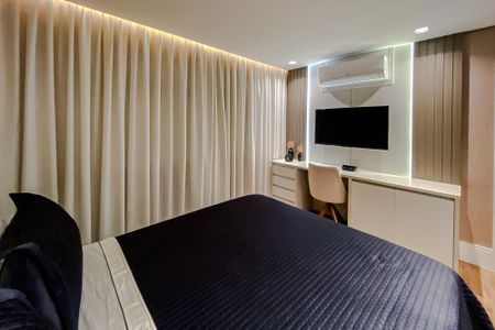 Apartamento à venda com 250m², 5 quartos e 3 vagas Apartamento à venda com 250m², 5 quartos e 3 vagasQuarto 4