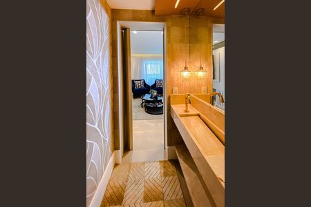 Apartamento à venda com 250m², 5 quartos e 3 vagas Apartamento à venda com 250m², 5 quartos e 3 vagasLavabo