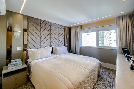 Apartamento à venda com 250m², 5 quartos e 3 vagas Apartamento à venda com 250m², 5 quartos e 3 vagasQuarto 1 - Suíte