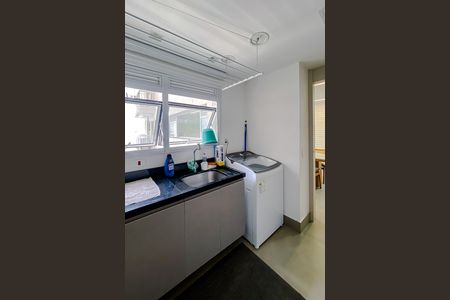 Apartamento à venda com 250m², 5 quartos e 3 vagas Apartamento à venda com 250m², 5 quartos e 3 vagasÁrea de Serviço