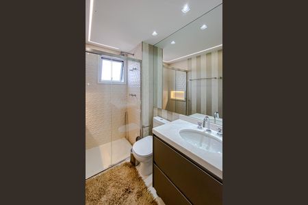 Apartamento à venda com 250m², 5 quartos e 3 vagas Apartamento à venda com 250m², 5 quartos e 3 vagasBanheiro