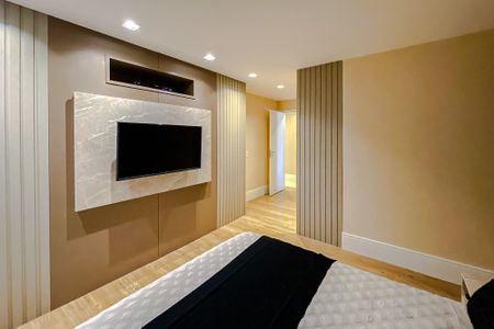 Apartamento à venda com 250m², 5 quartos e 3 vagas Apartamento à venda com 250m², 5 quartos e 3 vagasQuarto 3 - Suíte