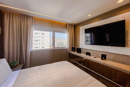 Apartamento à venda com 250m², 5 quartos e 3 vagas Apartamento à venda com 250m², 5 quartos e 3 vagasQuarto 1 - Suíte