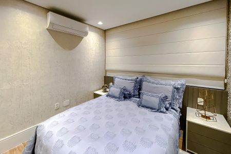 Apartamento à venda com 250m², 5 quartos e 3 vagas Apartamento à venda com 250m², 5 quartos e 3 vagasQuarto 5