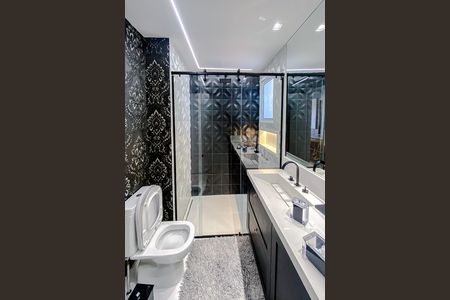 Apartamento à venda com 250m², 5 quartos e 3 vagas Apartamento à venda com 250m², 5 quartos e 3 vagasBanheiro da Suíte