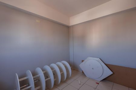 Suíte de apartamento para alugar com 2 quartos, 75m² em Parque Senhor do Bonfim, Taubaté