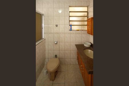 Casa para alugar com 230m², 5 quartos e 4 vagasBanheiro