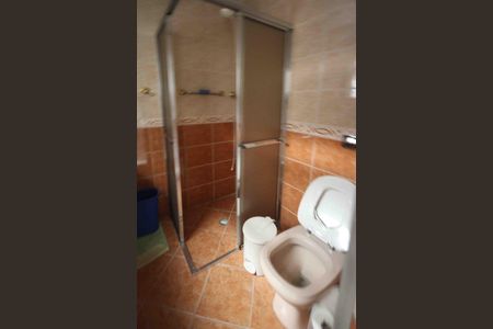 Casa para alugar com 230m², 5 quartos e 4 vagasBanheiro da Suite 02