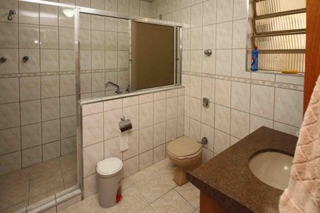 Casa para alugar com 230m², 5 quartos e 4 vagasBanheiro