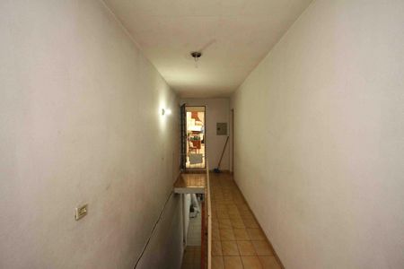 Casa para alugar com 230m², 5 quartos e 4 vagasCorredor