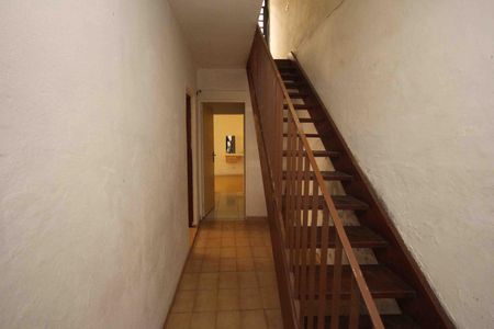 Casa para alugar com 230m², 5 quartos e 4 vagasCorredor