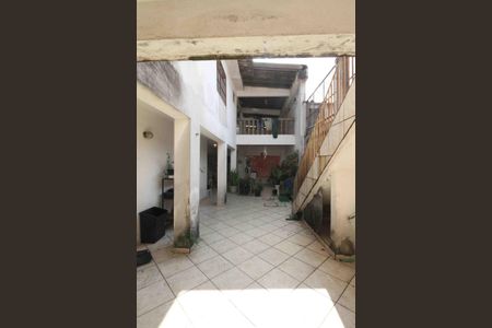 Casa para alugar com 230m², 5 quartos e 4 vagasQuintal