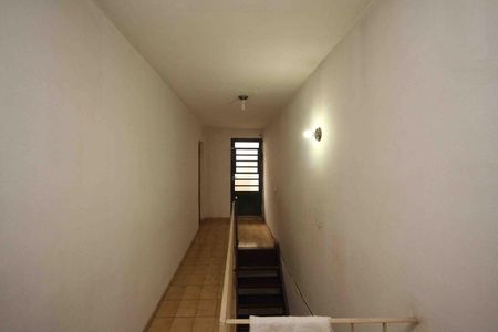 Casa para alugar com 230m², 5 quartos e 4 vagasCorredor