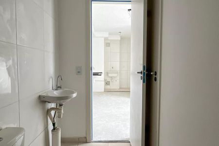 Apartamento para alugar com 39m², 2 quartos e 1 vaga Apartamento para alugar com 39m², 2 quartos e 1 vagaBanheiro