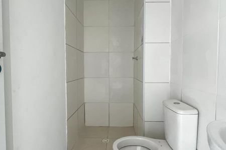 Banheiro de apartamento à venda com 2 quartos, 39m² em Vila Pirituba, São Paulo