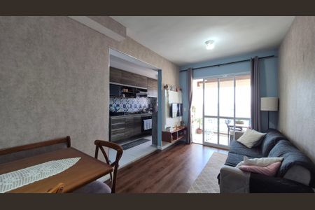 Sala de apartamento à venda com 2 quartos, 62m² em Vila Apiai, Santo André