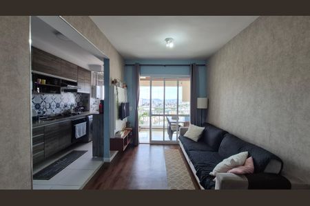 Sala de apartamento à venda com 2 quartos, 62m² em Vila Apiai, Santo André