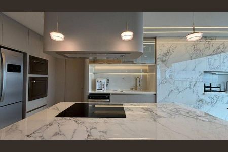 Apartamento à venda com 153m², 3 quartos e 3 vagasFoto 02