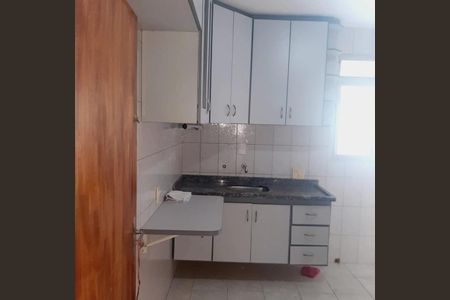 Apartamento à venda com 79m², 2 quartos e 1 vagaFoto 08