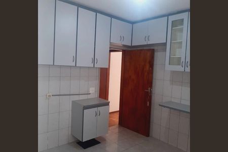 Apartamento à venda com 79m², 2 quartos e 1 vagaFoto 02