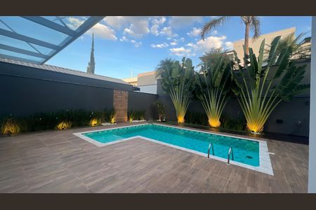 Casa de condomínio à venda com 259m², 3 quartos e 4 vagasFoto 32