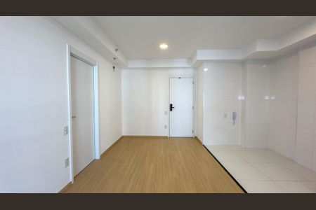 Sala, Cozinha e Área de Serviço de apartamento para alugar com 1 quarto, 67m² em Santo Amaro, São Paulo