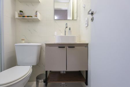 Banheiro da Suíte de apartamento para alugar com 1 quarto, 25m² em Paraíso do Morumbi, São Paulo