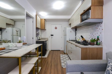 Sala de apartamento para alugar com 1 quarto, 25m² em Paraíso do Morumbi, São Paulo