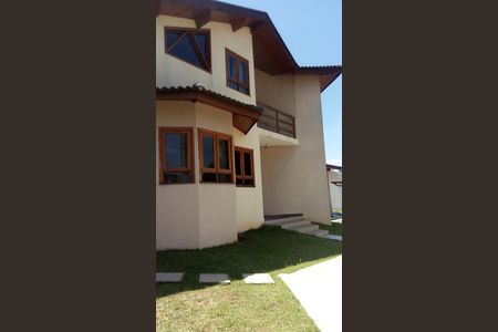 Casa à venda com 360m², 3 quartos e 6 vagas Casa à venda com 360m², 3 quartos e 6 vagasÁrea externa