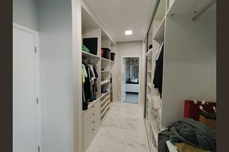 Casa à venda com 4 quartos, 330m² em Swiss Park, Campinas