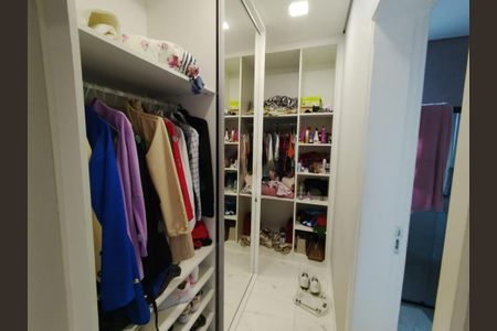 Casa à venda com 4 quartos, 330m² em Swiss Park, Campinas