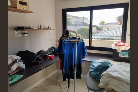 Casa à venda com 4 quartos, 330m² em Swiss Park, Campinas