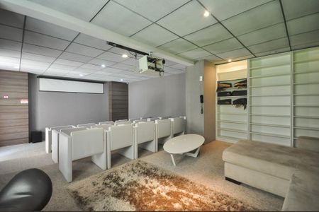 Studio para alugar com 36m², 1 quarto e 1 vagaSala de Cinema
