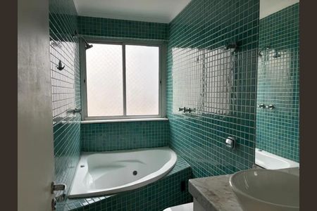Apartamento à venda com 110m², 3 quartos e 2 vagasBanheiro