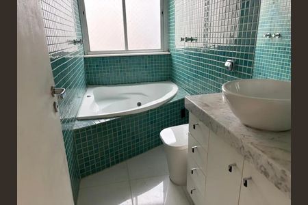 Banheiro de apartamento à venda com 3 quartos, 110m² em Paraíso, São Paulo