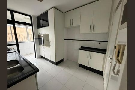 Cozinha de apartamento à venda com 3 quartos, 110m² em Paraíso, São Paulo