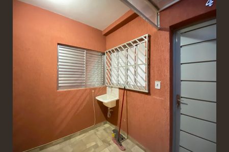 Casa para alugar com 41m², 1 quarto e sem vagaÁrea de Serviço