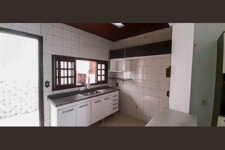 Casa à venda com 130m², 2 quartos e 3 vagas