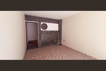 Casa à venda com 130m², 2 quartos e 3 vagas