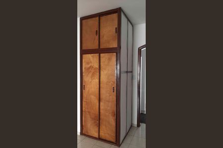 Casa à venda com 130m², 2 quartos e 3 vagas